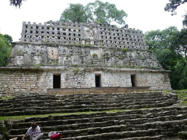  Resti Maya 